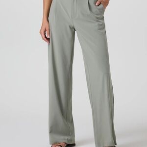 Vuori Villa Trouser in Laurel